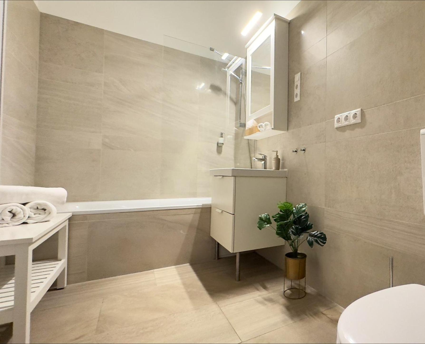 Urban Spirit 2 Apartment Budapest Luaran gambar